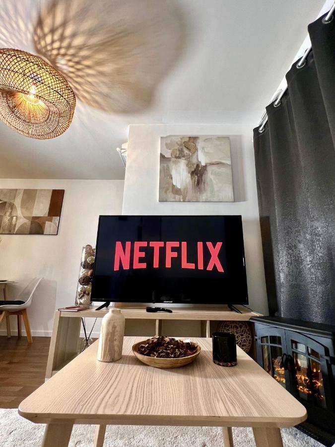 Appartamento "Moonlight" Gare A 10Min De Paris, Wifi, Terrasse , Parking Argenteuil Esterno foto