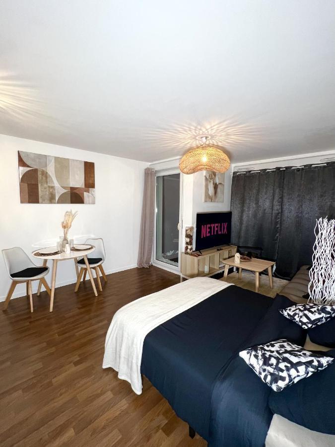 Appartamento "Moonlight" Gare A 10Min De Paris, Wifi, Terrasse , Parking Argenteuil Esterno foto